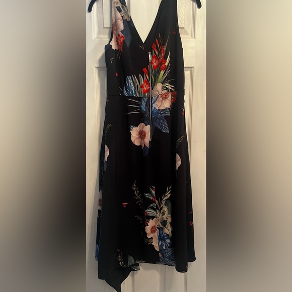 Ted Baker Trinni Jamboree Midi Floral V-Neck Flare Hem Dress - Picture 6 of 8